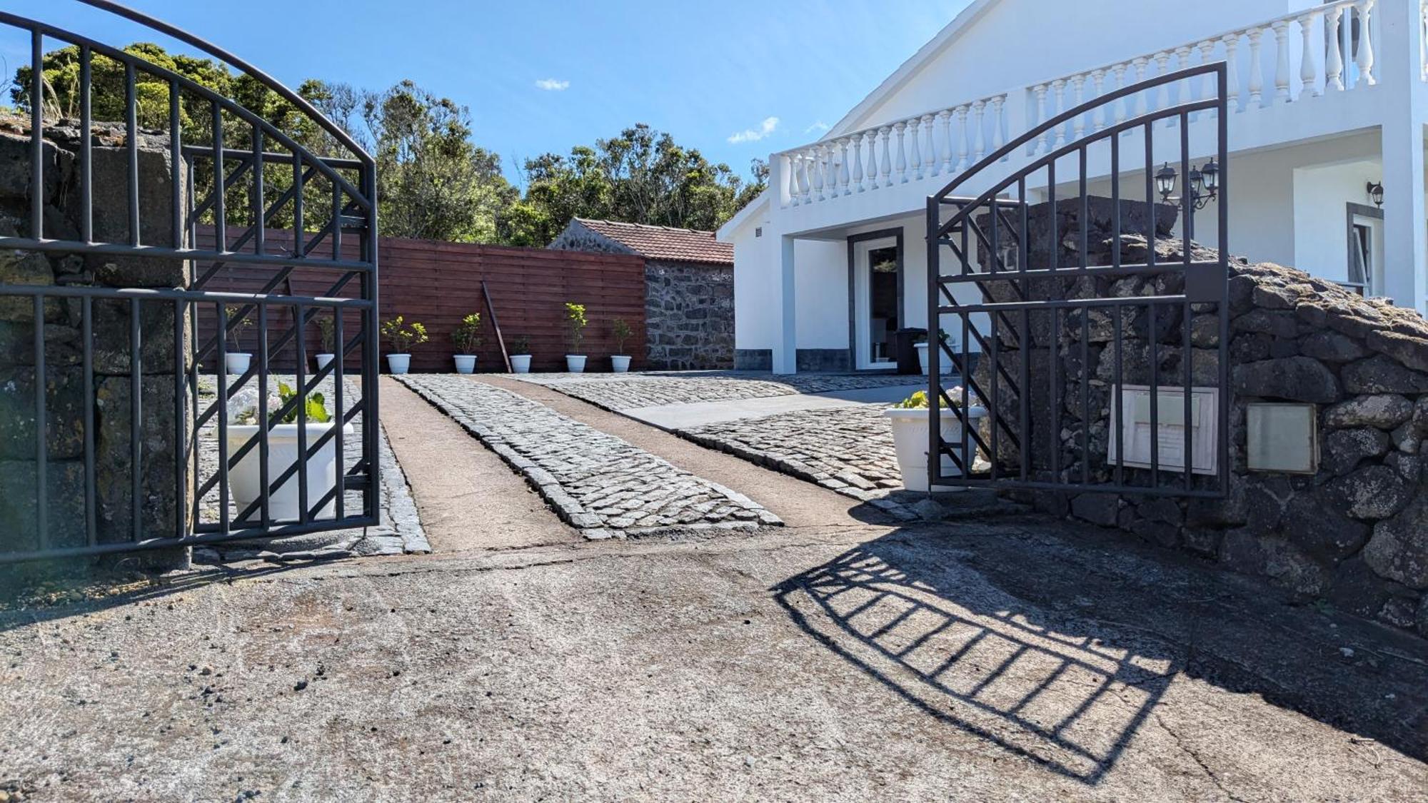 Villa Capelinhos Capelo