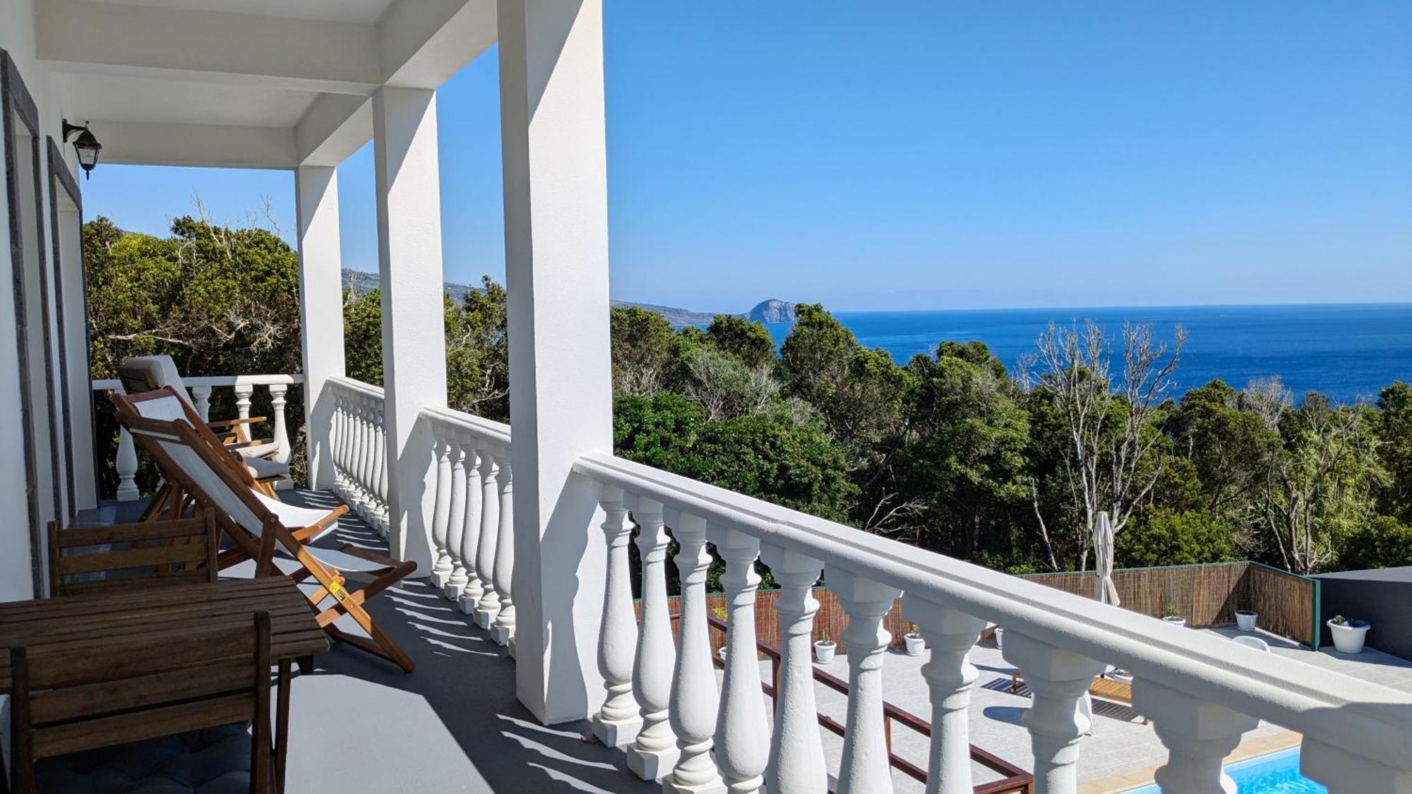 Villa Capelinhos